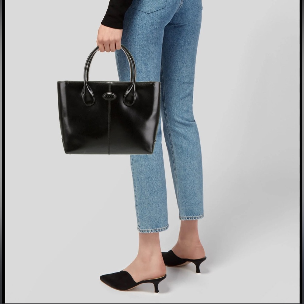 Tod’s Ladies Handbag - Picture 16 of 16
